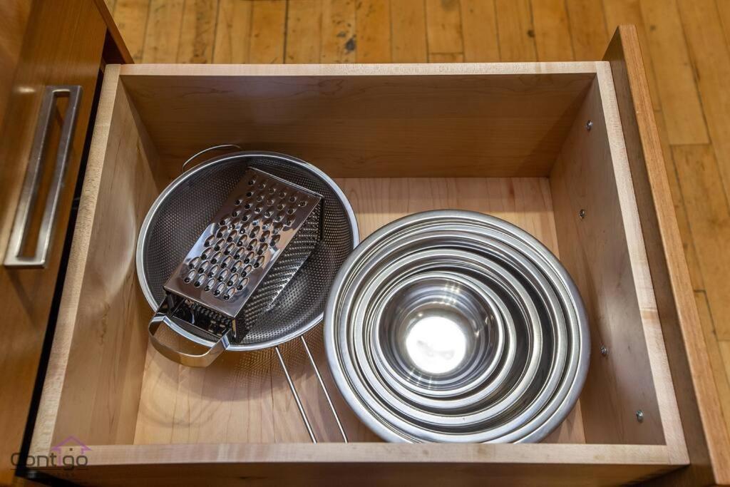 Historic Jd Loft, Near Ice District, Rogers Place, Ug Parking Edmonton Ngoại thất bức ảnh