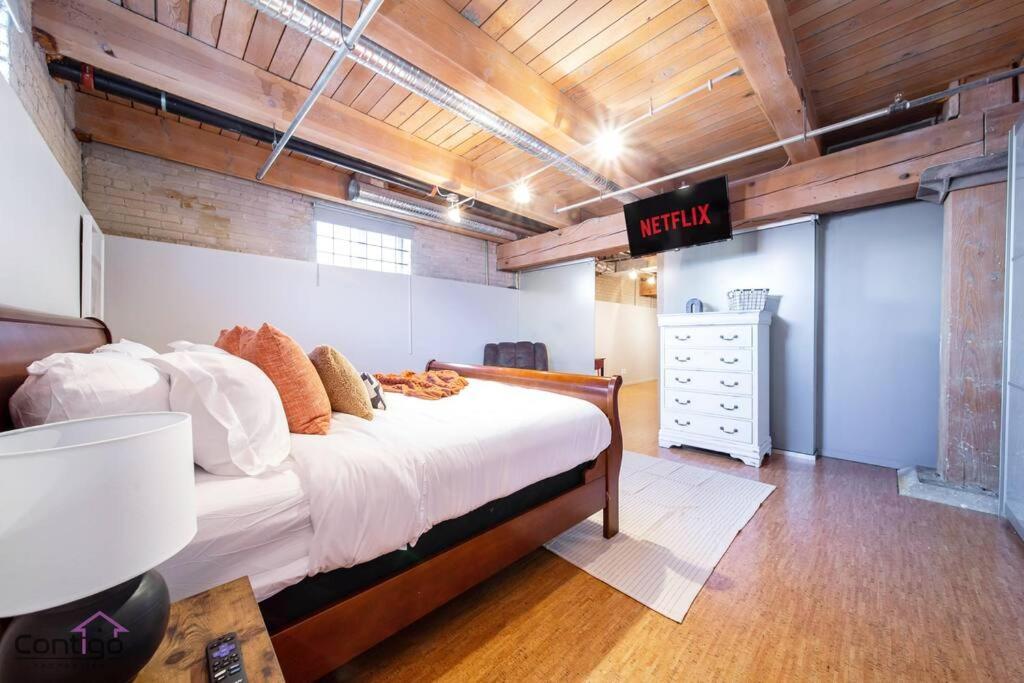 Historic Jd Loft, Near Ice District, Rogers Place, Ug Parking Edmonton Ngoại thất bức ảnh