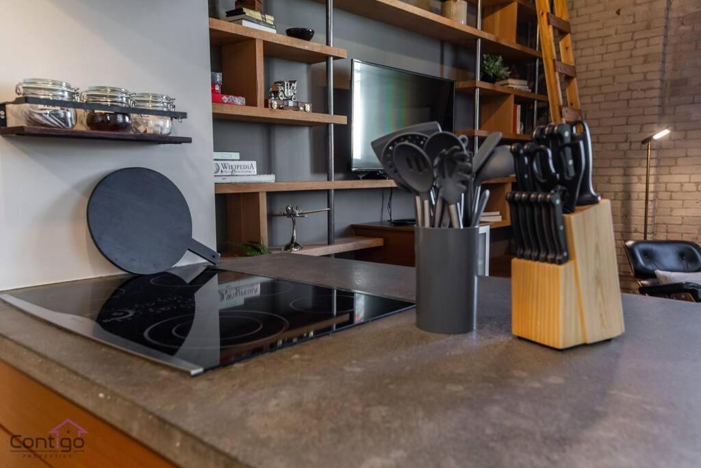 Historic Jd Loft, Near Ice District, Rogers Place, Ug Parking Edmonton Ngoại thất bức ảnh