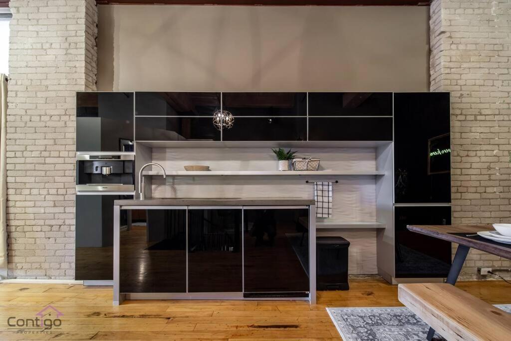 Historic Jd Loft, Near Ice District, Rogers Place, Ug Parking Edmonton Ngoại thất bức ảnh